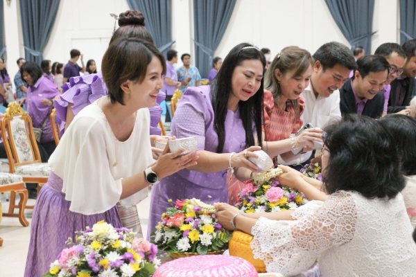 LINE_ALBUM_2เมษา68 วันอนุรักษ์มรดกไทย_250402_1